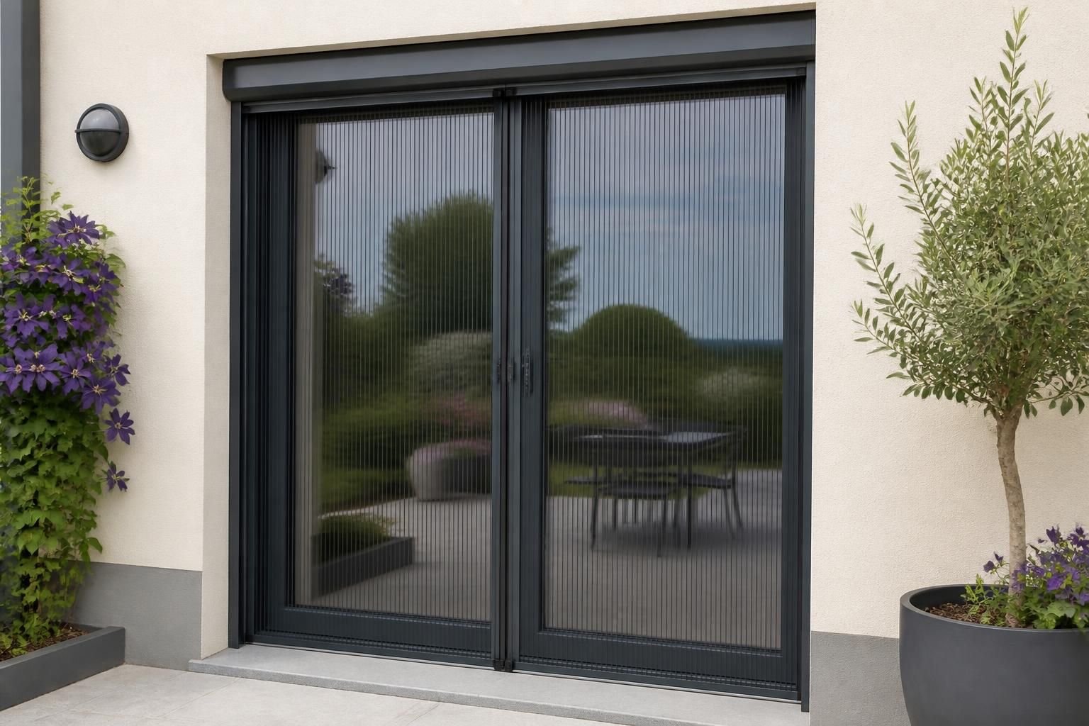 découvrez notre guide complet des moustiquaires pour porte-fenêtres à 2 vantaux, avec une présentation des différents modèles et des conseils pratiques pour une installation réussie.